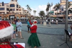 caroling_hbp_12_a