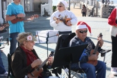 caroling_hbp_12_b